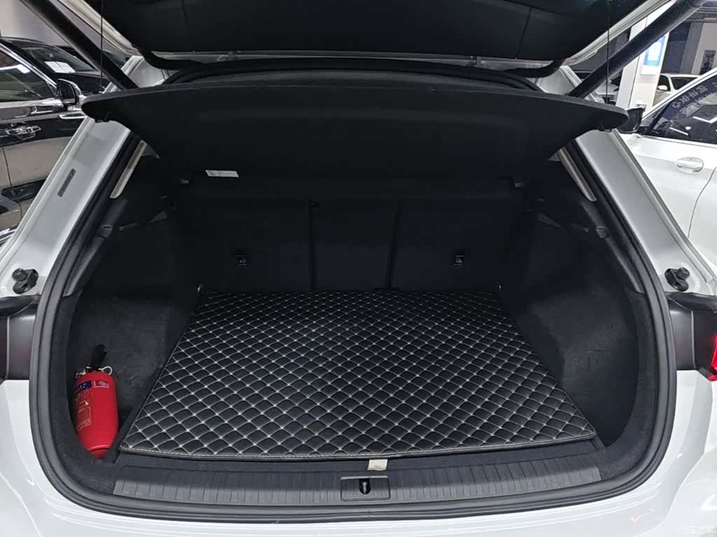 Audi Q3, 2021 19