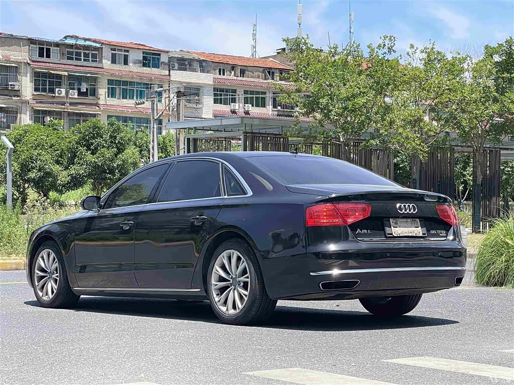 Audi A8L, 2014 11
