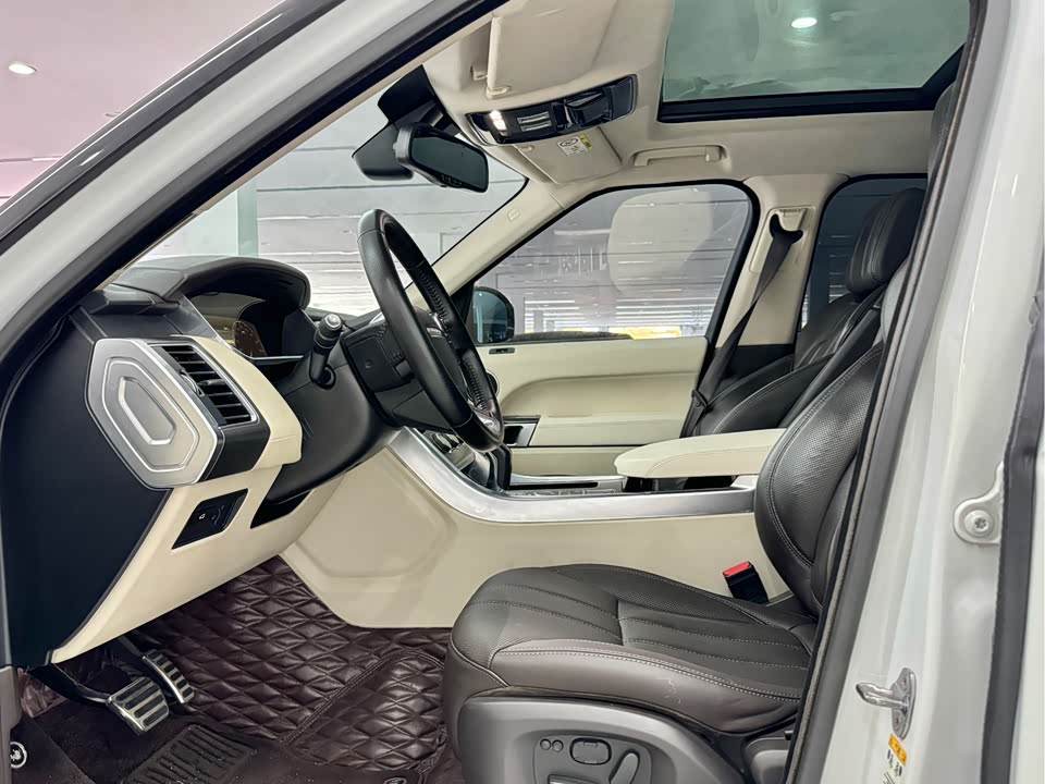 Land Rover Range Rover Sport Land Rover Range Rover Sport