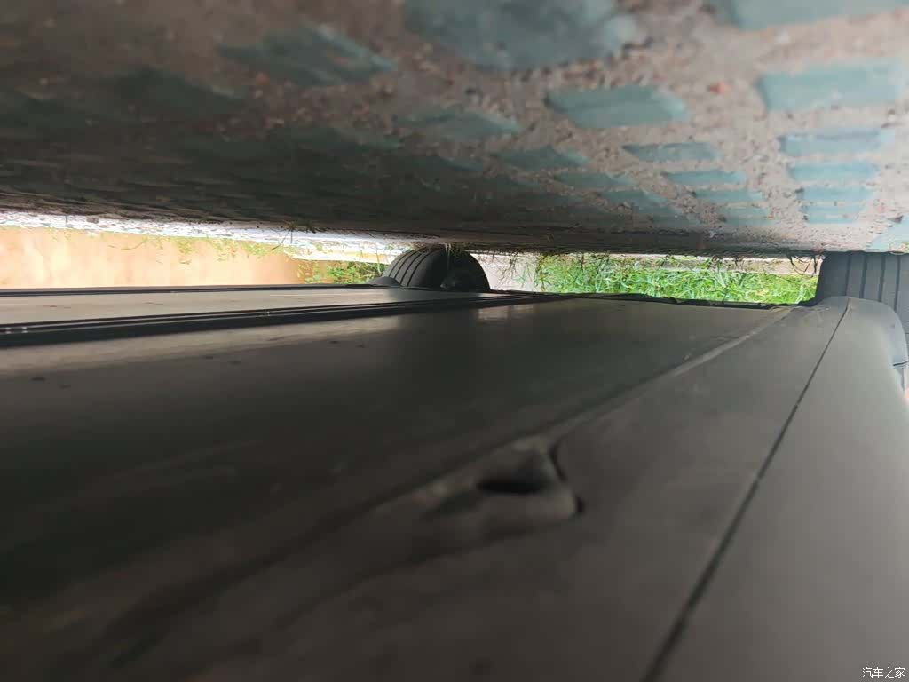 Tesla Model Y, 2023 17