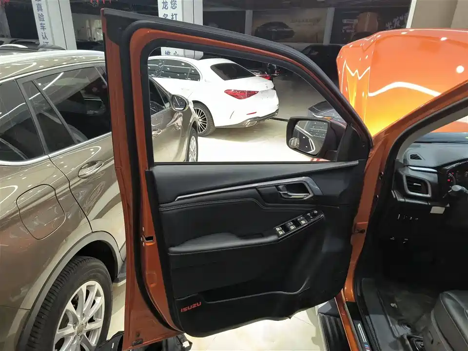Isuzu D-MAX Isuzu D-MAX