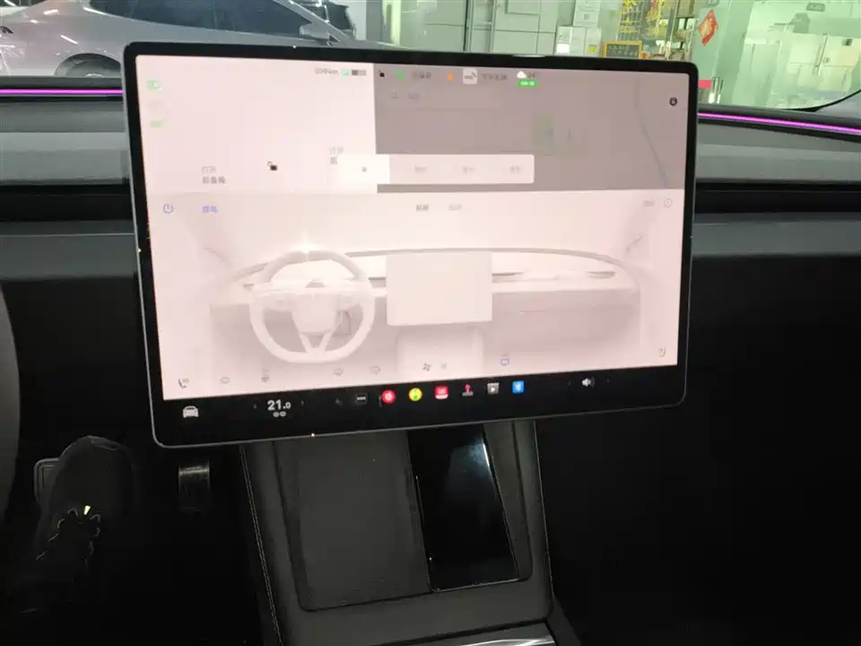 Tesla Model 3 Tesla Model 3