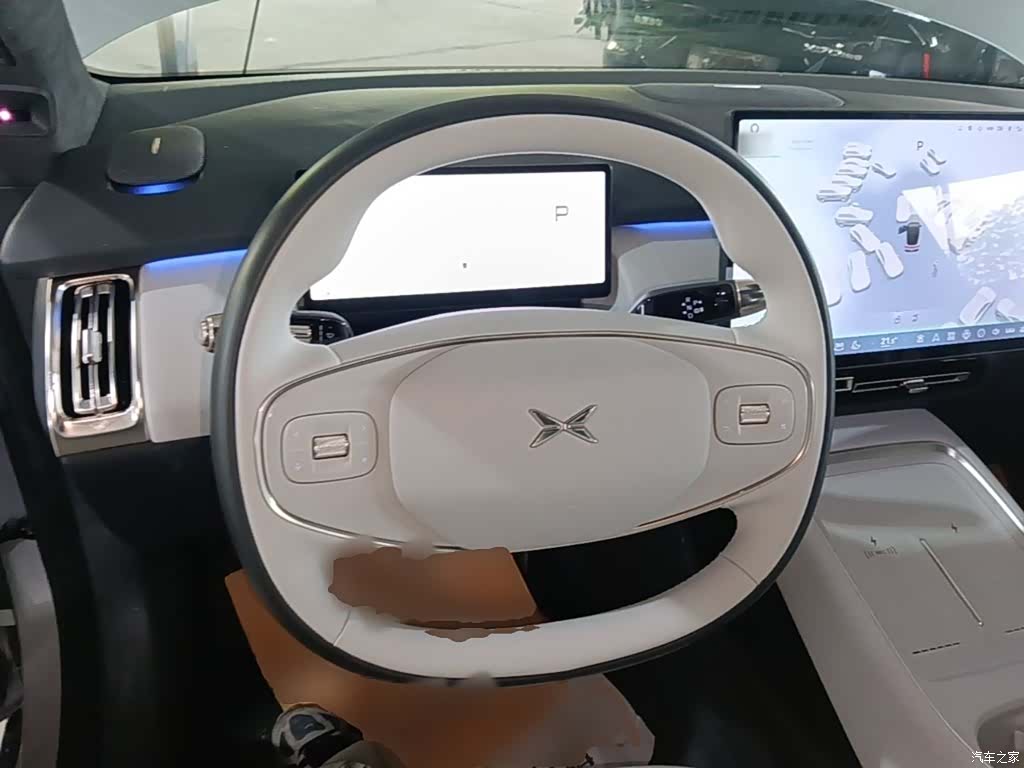 Xpeng P7, 2025 11