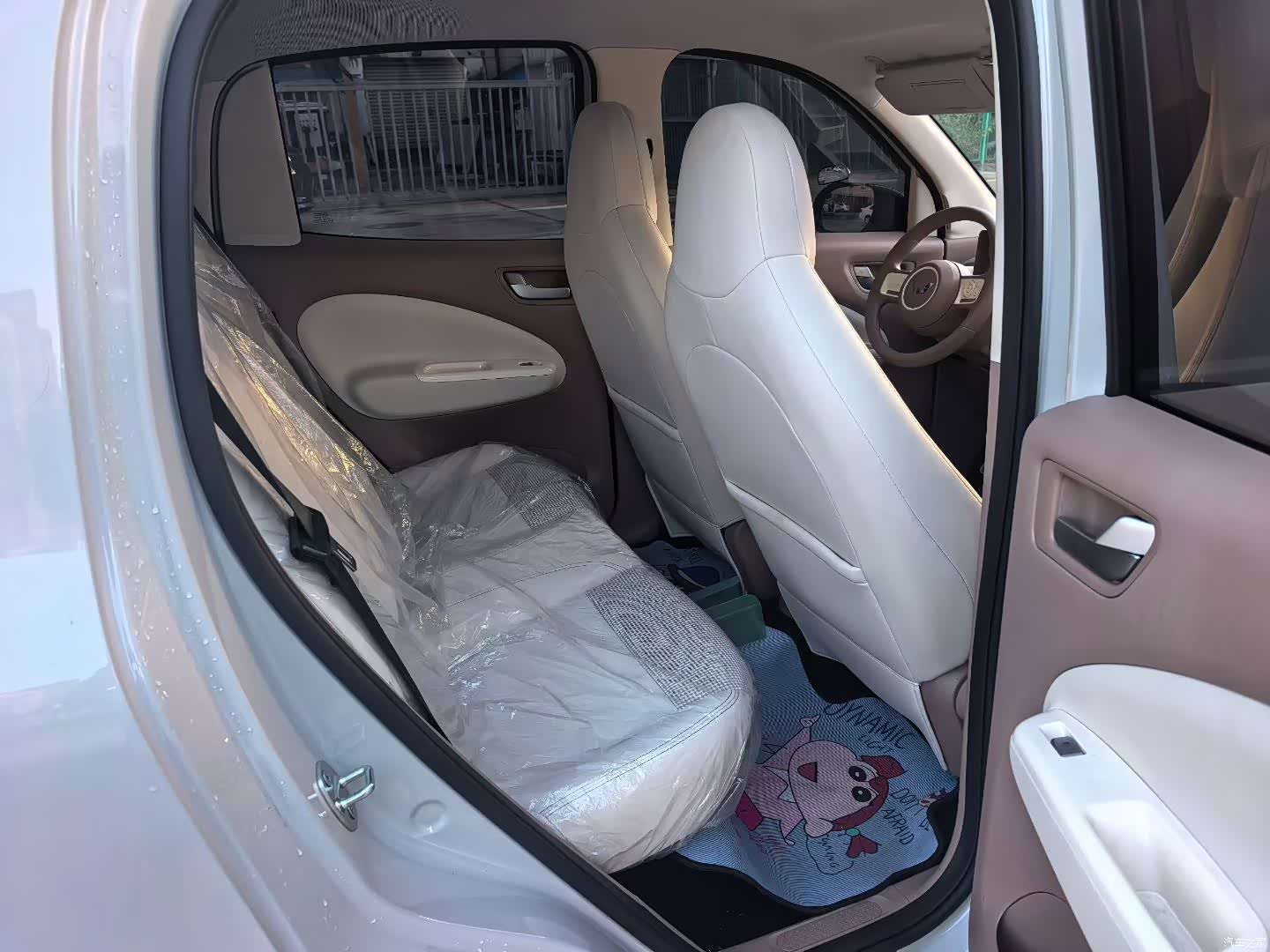 Wuling MINIEV, 2025 6
