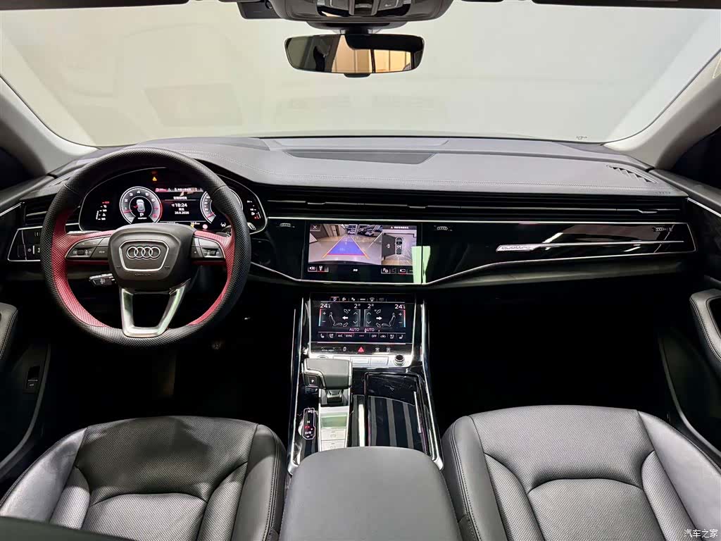 Audi Q8, 2024 13