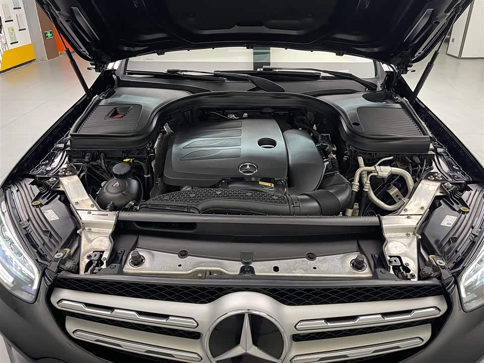 Mercedes-Benz GLC Mercedes-Benz GLC