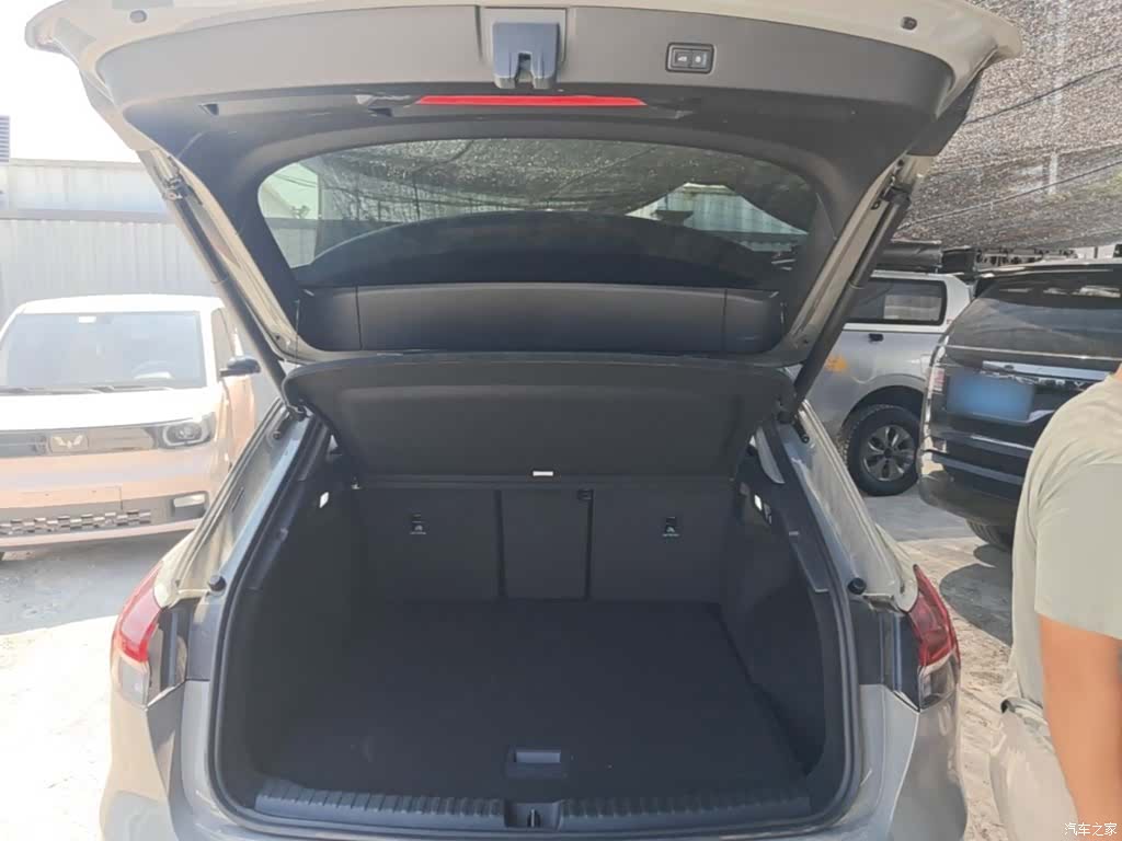 Audi Q4 e-tron, 2023 19