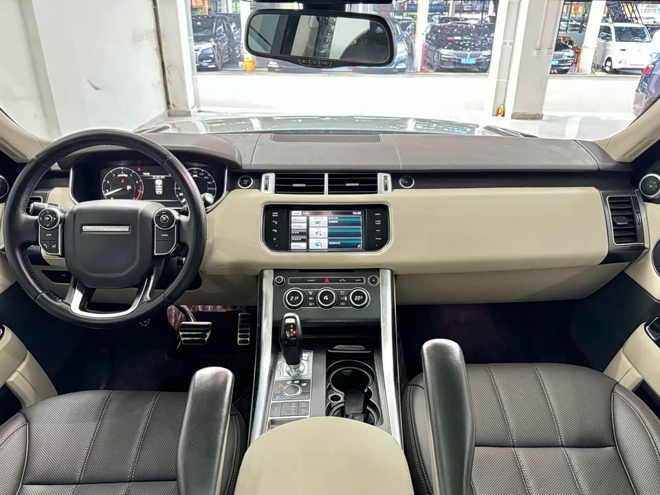 Land Rover Range Rover Sport Land Rover Range Rover Sport
