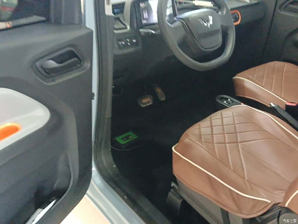 Wuling MINIEV, 2020 16