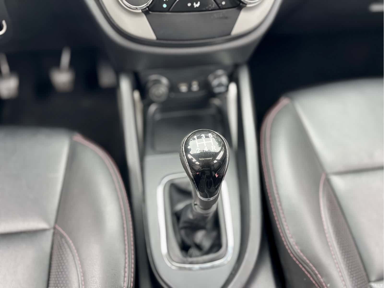 Changan CS35, 2015 19