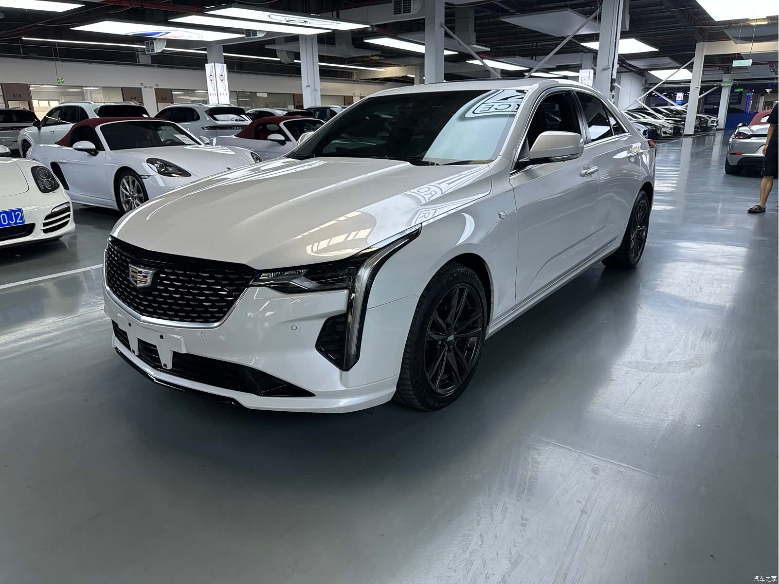 Cadillac CT4, 2023 1