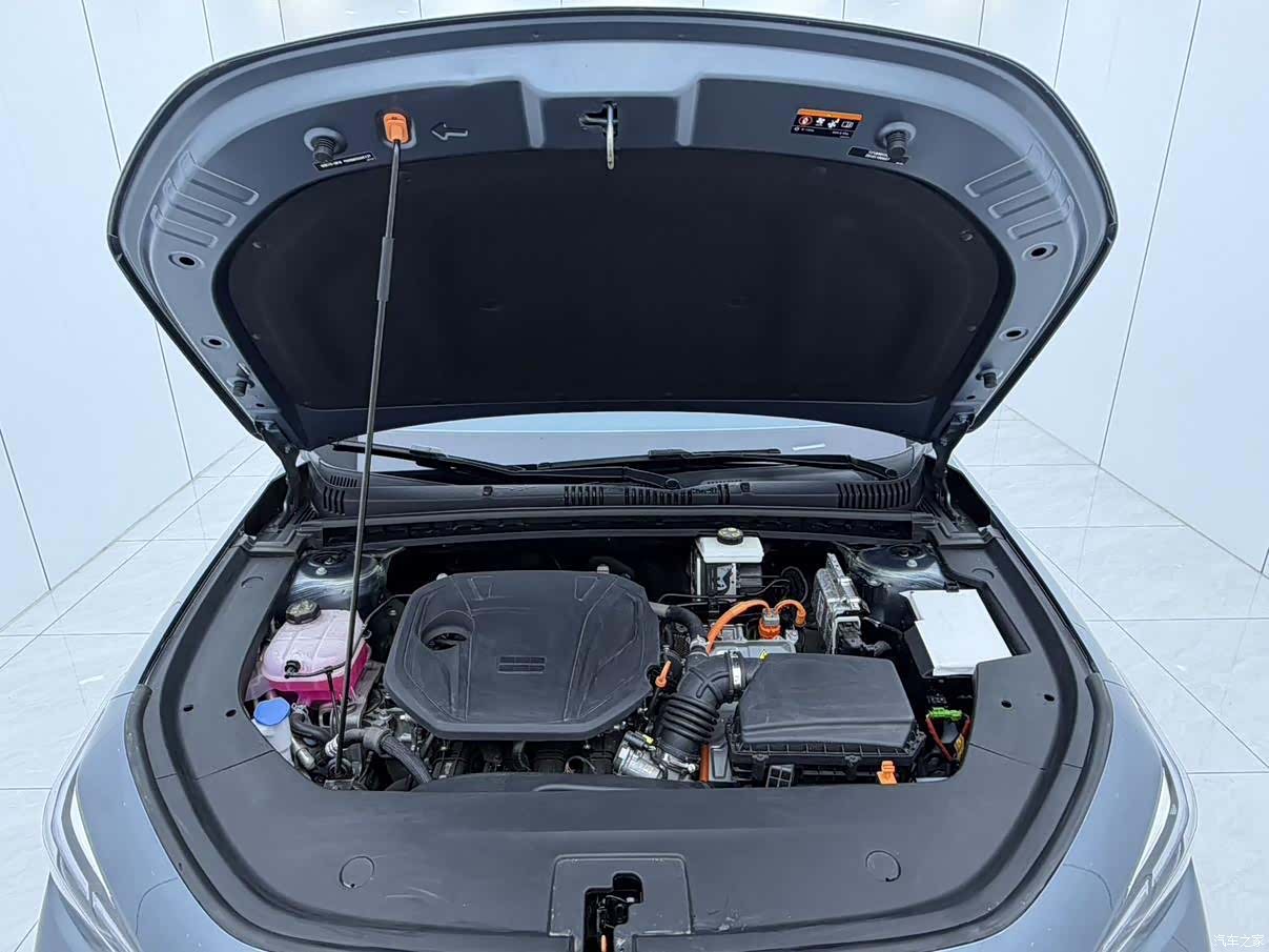 Geely 6, 2025 11