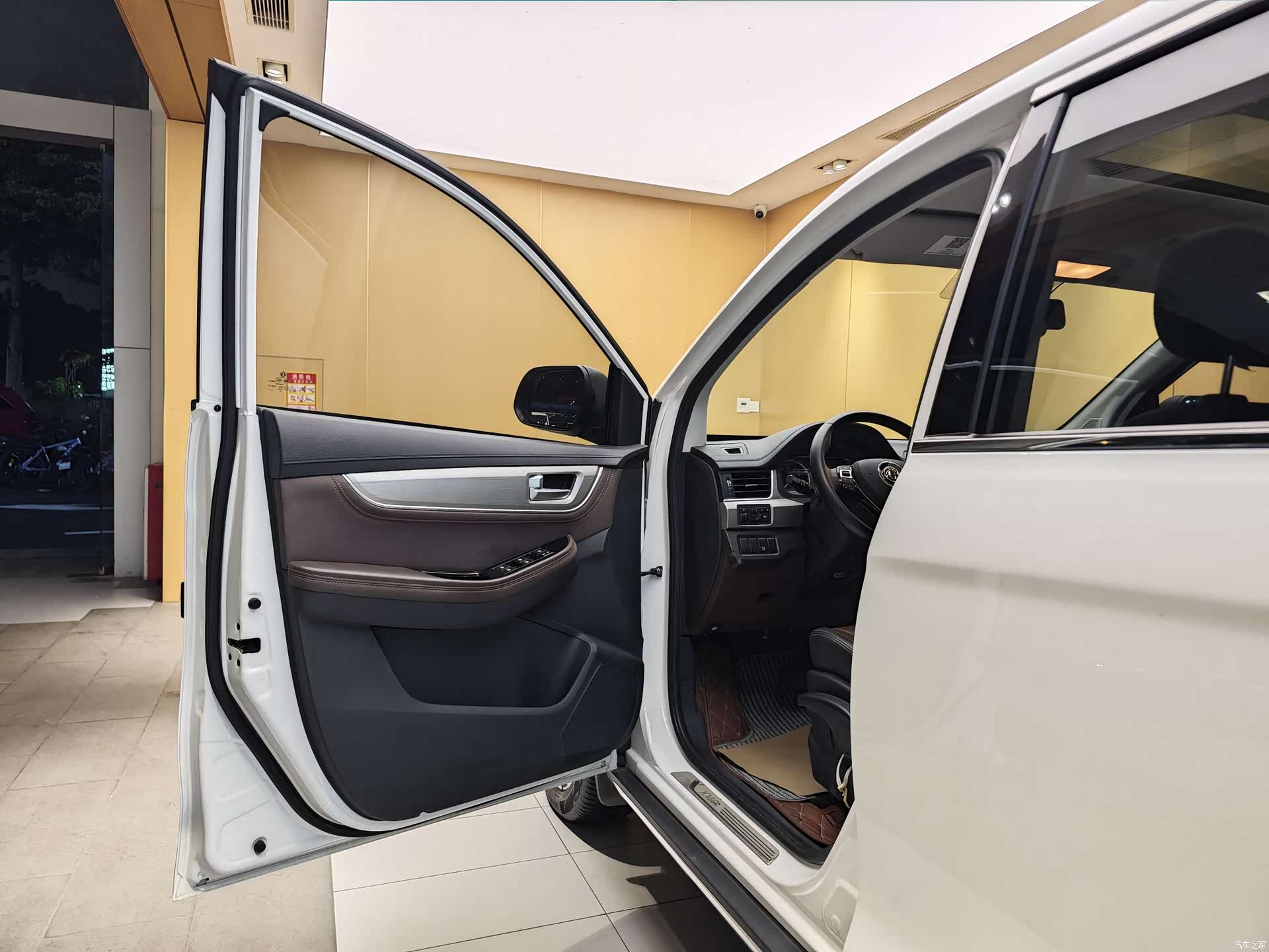 DongFeng X6, 2017 7