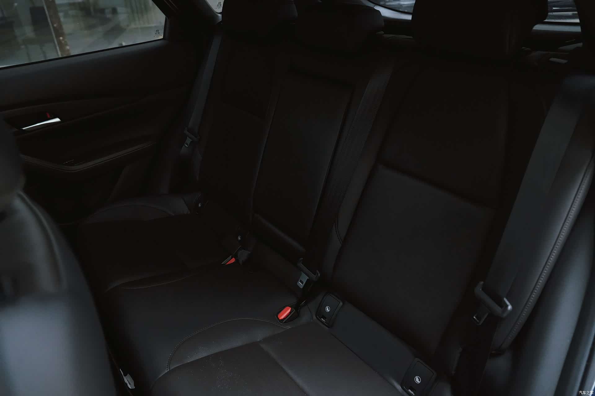 Mazda CX-30, 2022 18
