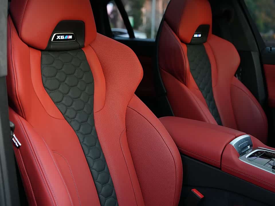 BMW X6 M