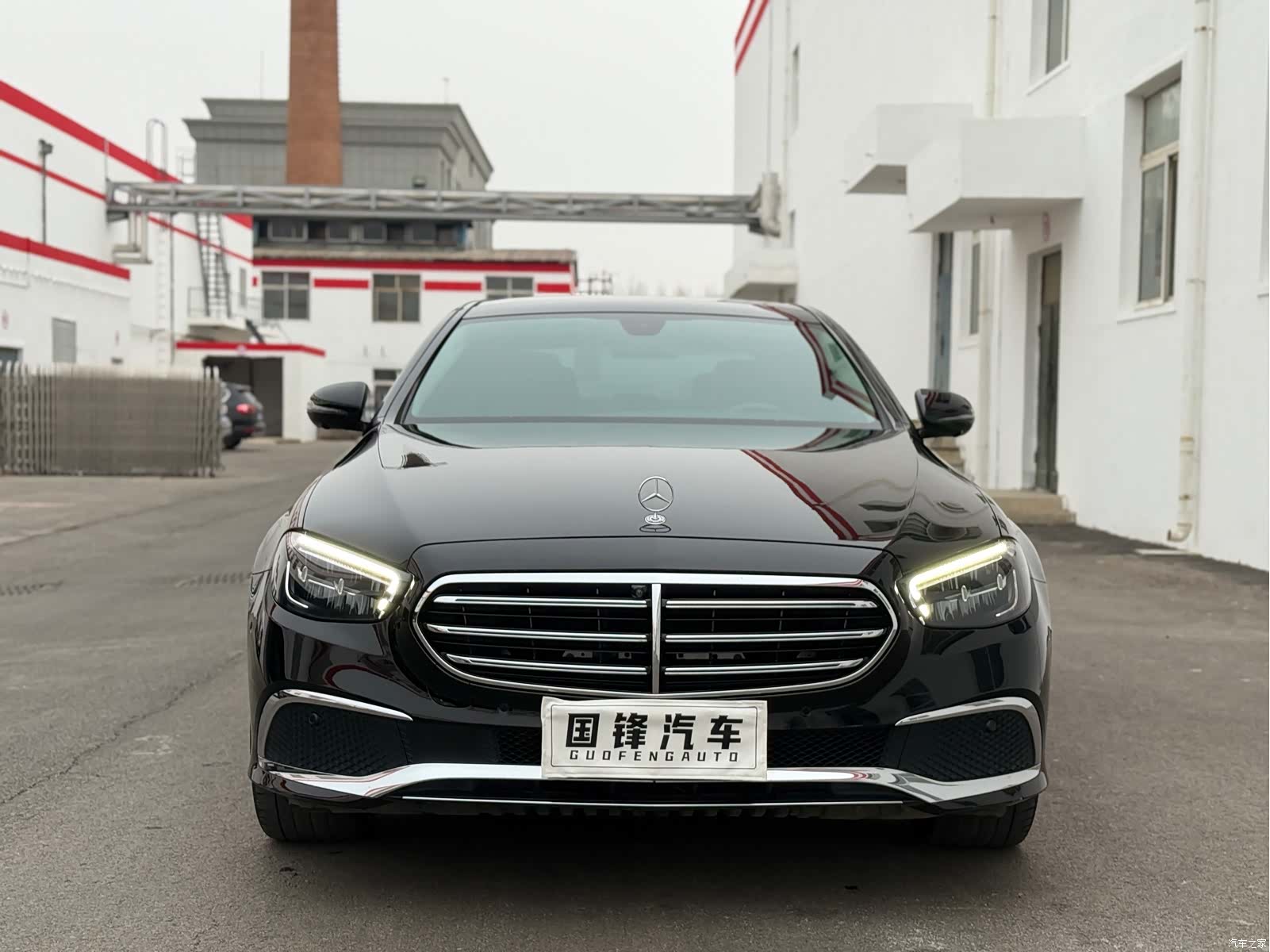 Mercedes-Benz E-Class, 2022 3
