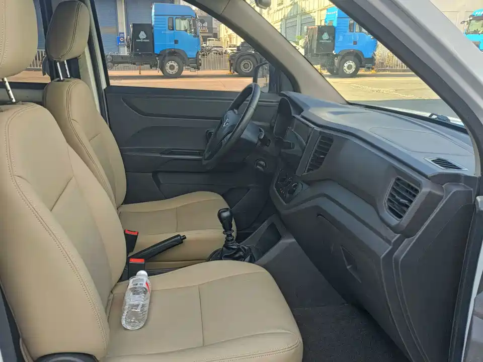 Wuling Wuling Hongguang V