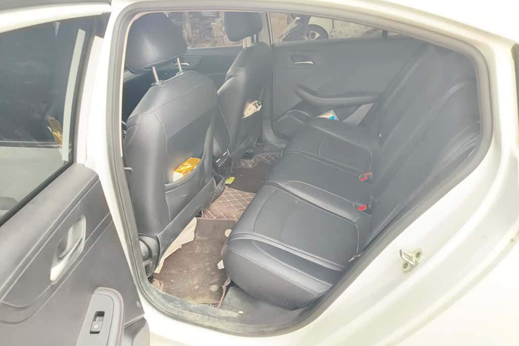 Roewe i5, 2024 11