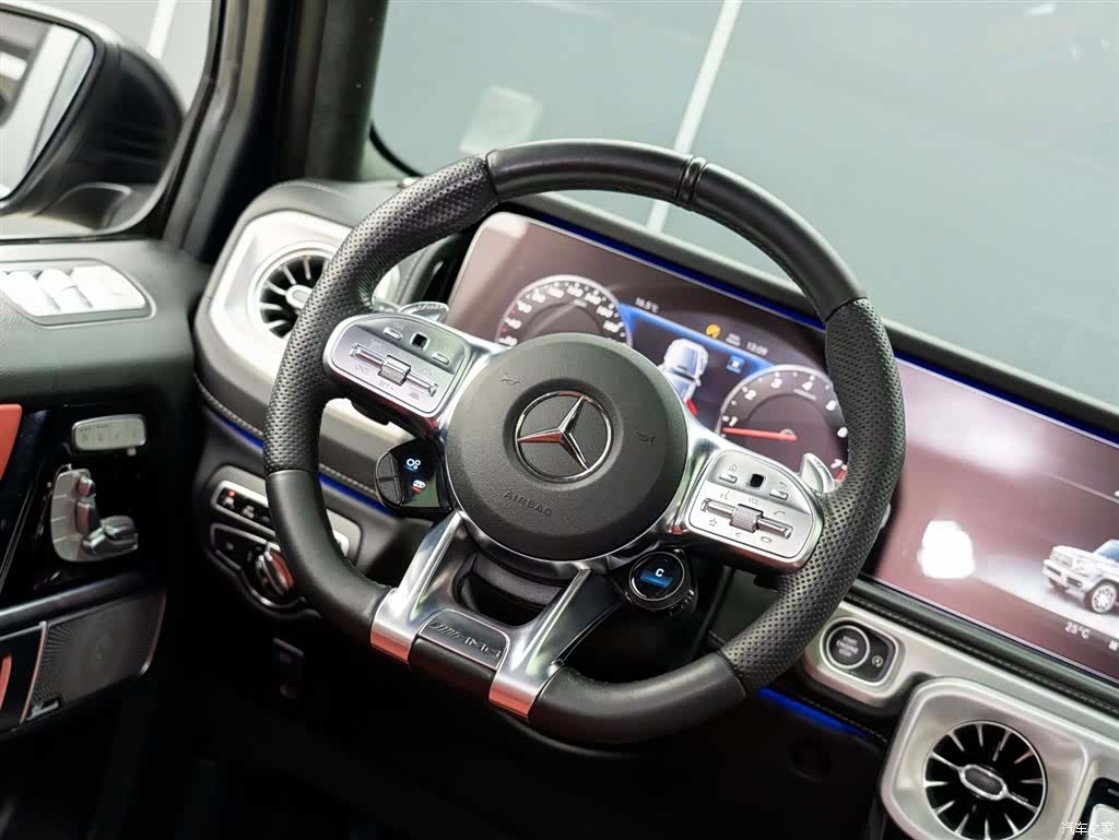 Mercedes-Benz G-Class, 2023 9