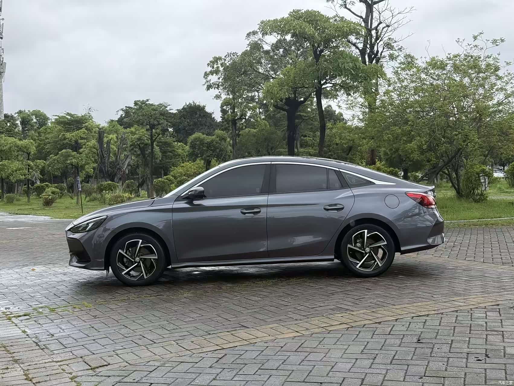 MG MG5, 2022 все фото