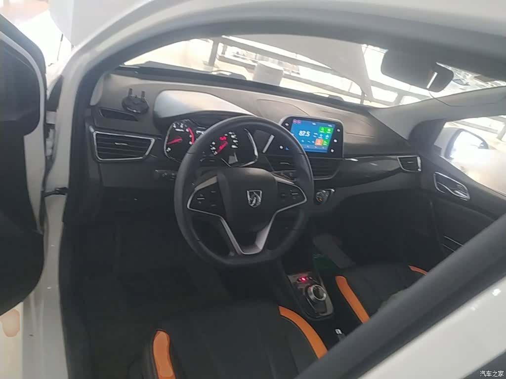 Wuling 310, 2018 10