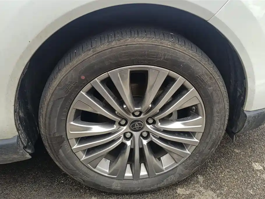 Toyota Ling Fang HARRIER