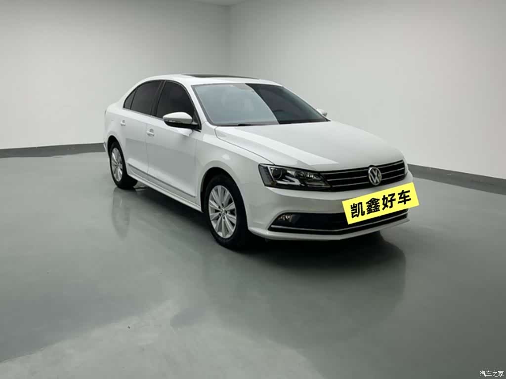 Volkswagen Sagitar, 2015 3
