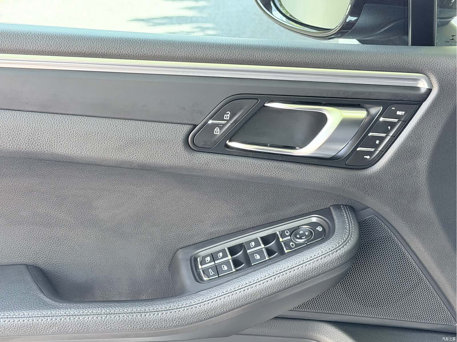 Porsche Macan, 2022 11