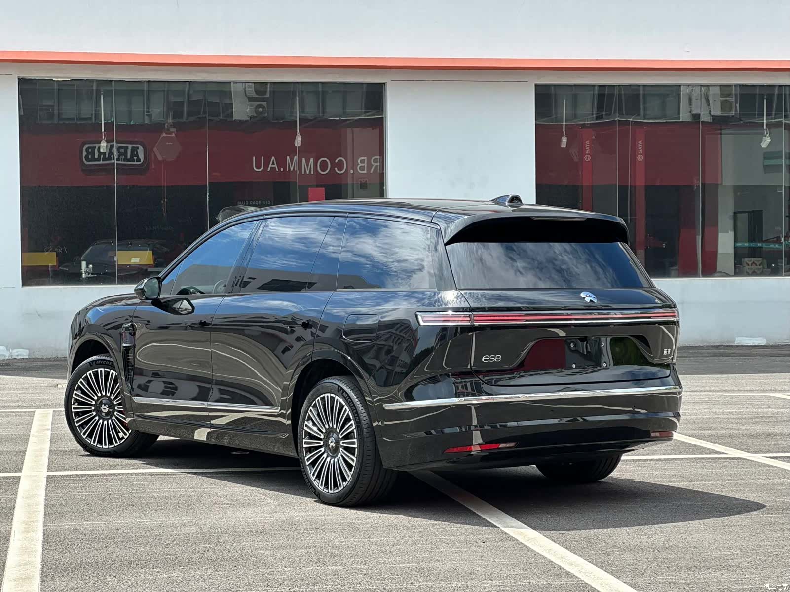 NIO ES8, 2025 4