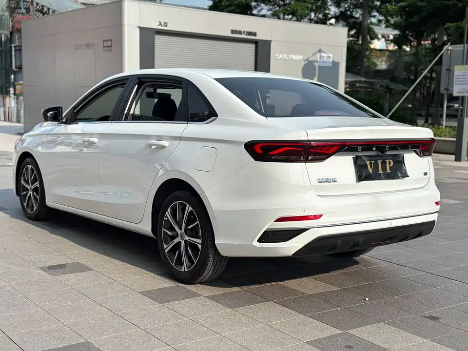 Geely Emgrand