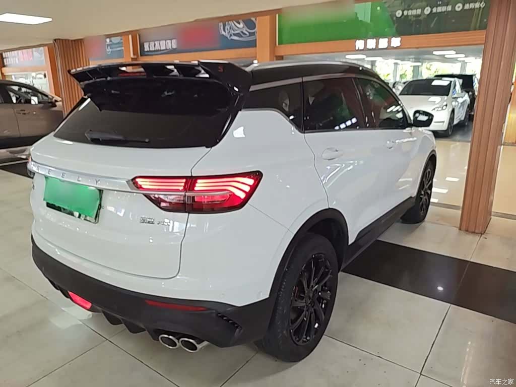 Geely Coolray, 2021 7