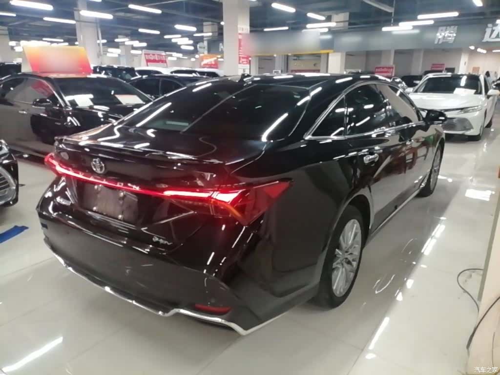 Toyota Avalon, 2025 7