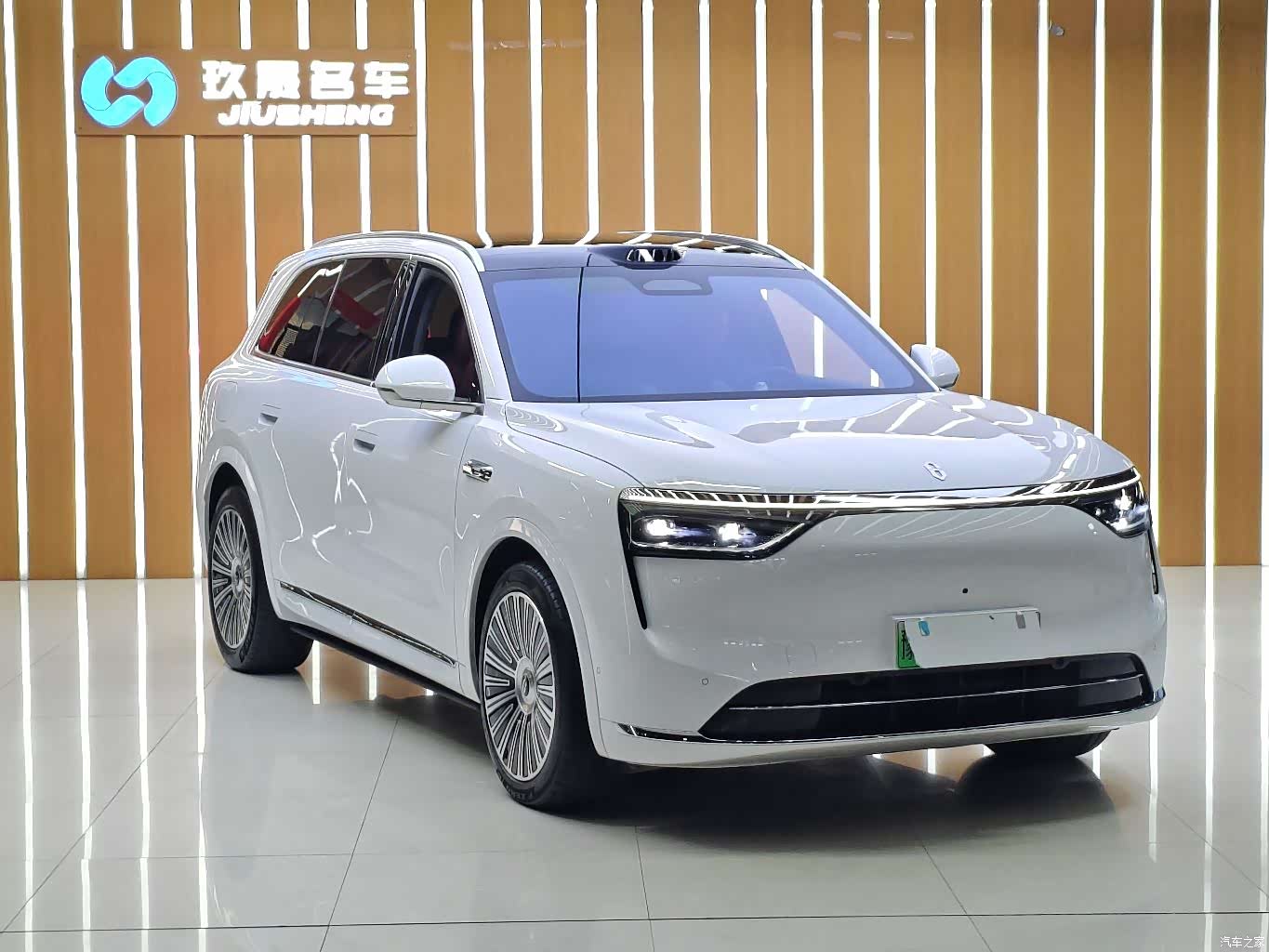 AITO M8, 2025 3