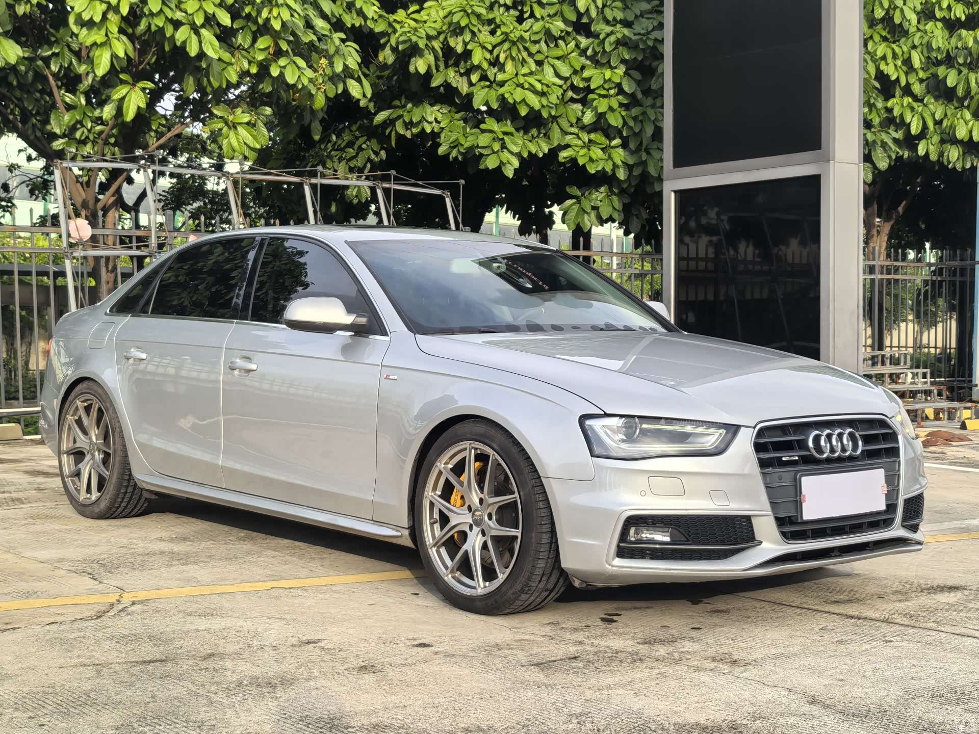 Audi A4L, 2016 2