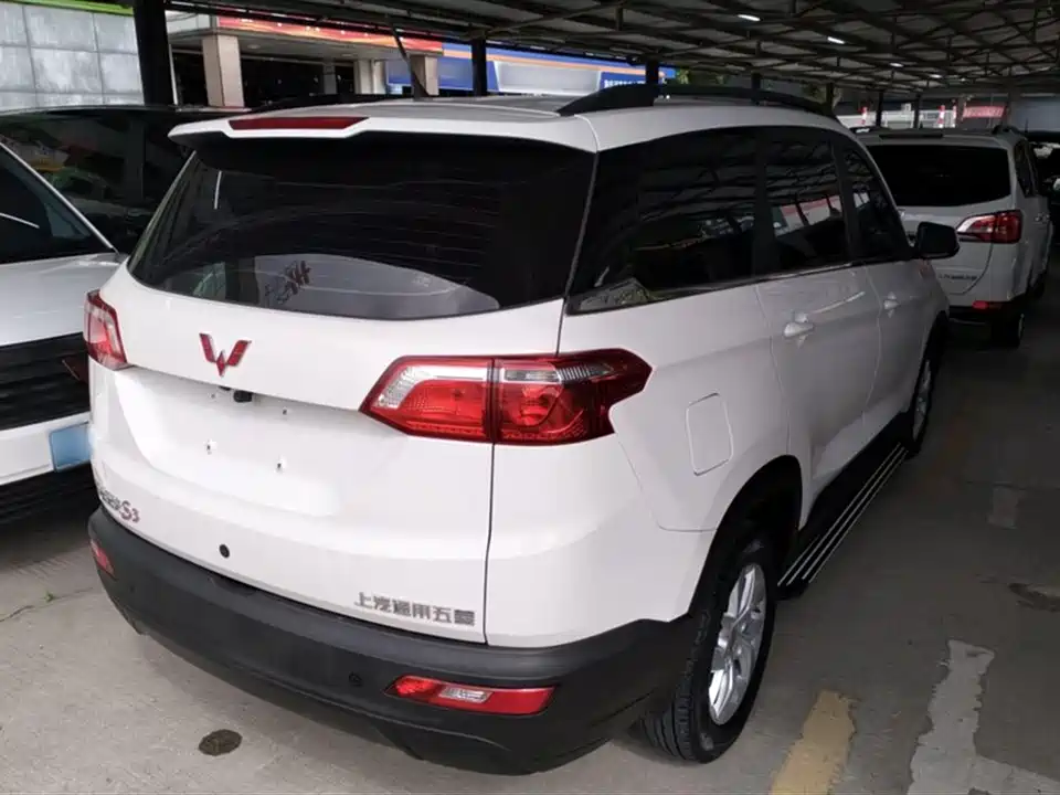 Wuling Wuling Hongguang S3