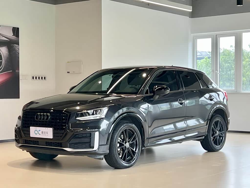 Audi Q2L
