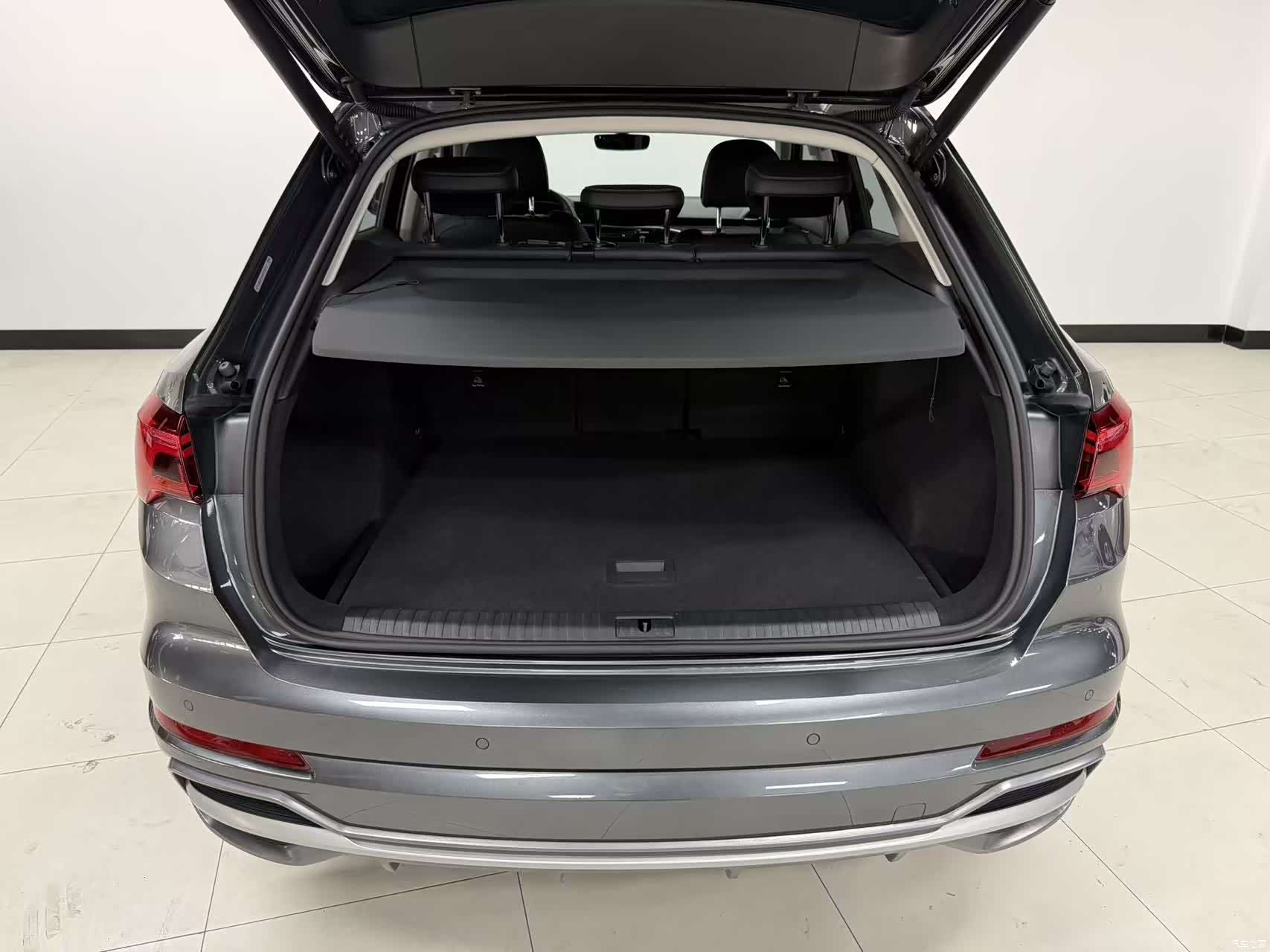 Audi Q3, 2022 9
