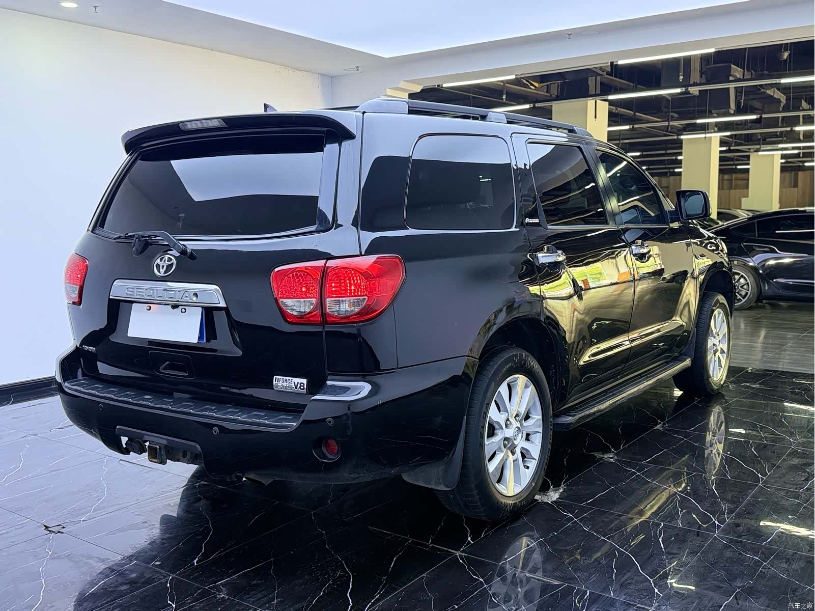 Toyota Sequoia, 2011 21