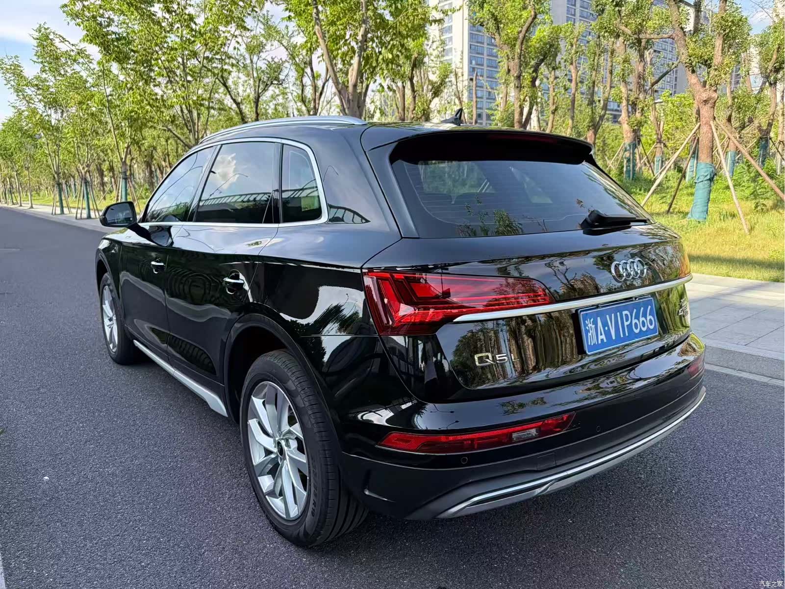 Audi Q5L, 2024 4