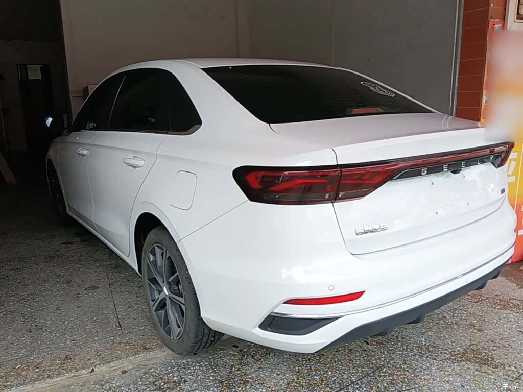 Geely Emgrand, 2024 все фото