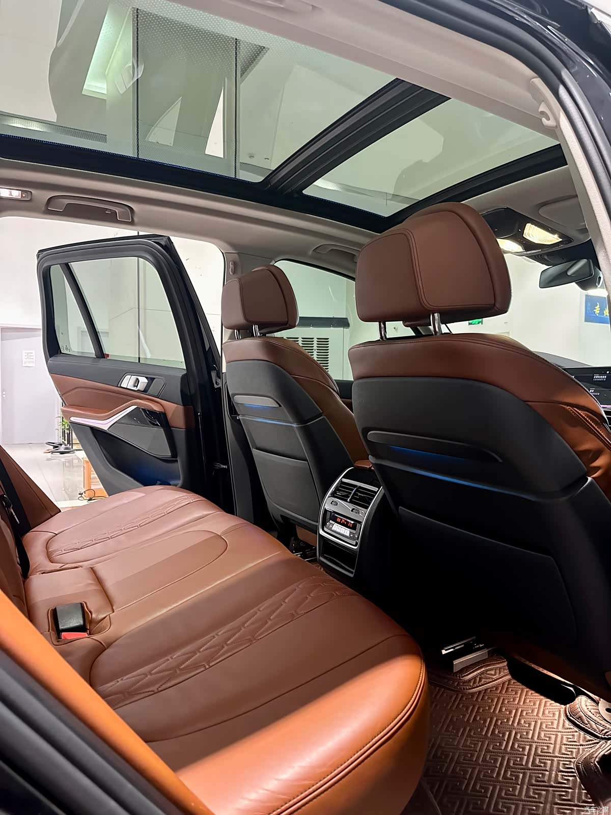 BMW X5, 2021 11