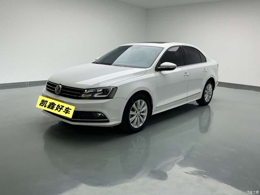 Volkswagen Sagitar, 2015 1
