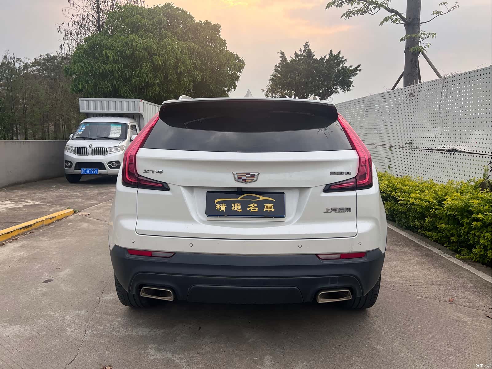 Cadillac XT4, 2021 все фото