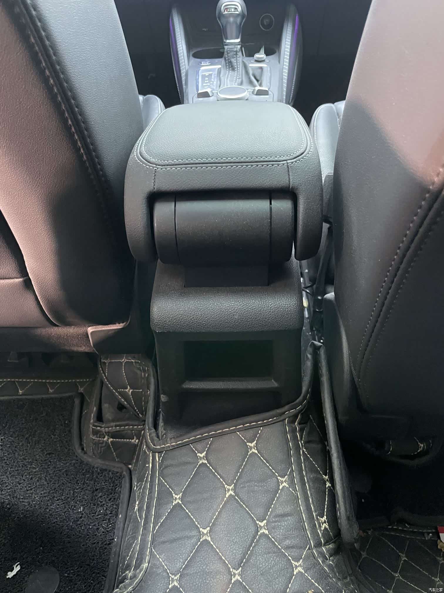 Audi Q2L, 2022 21