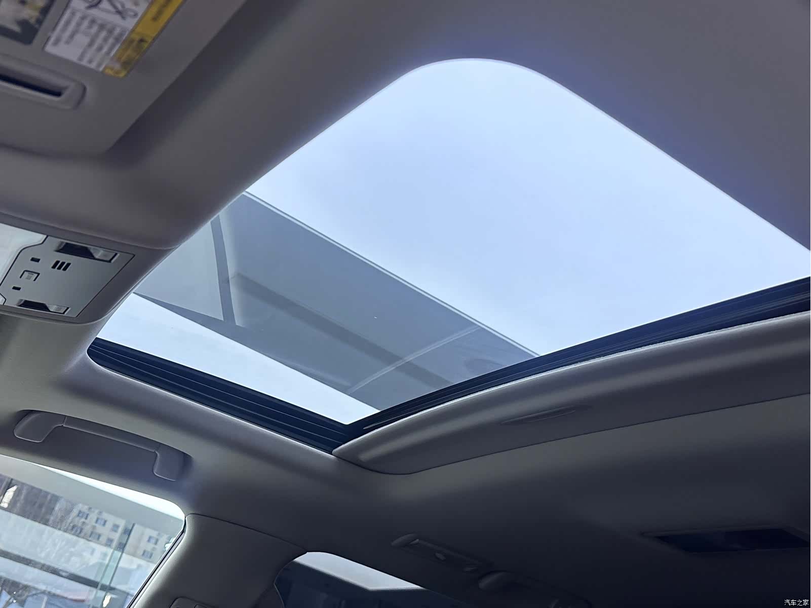 Lexus LX, 2020 14