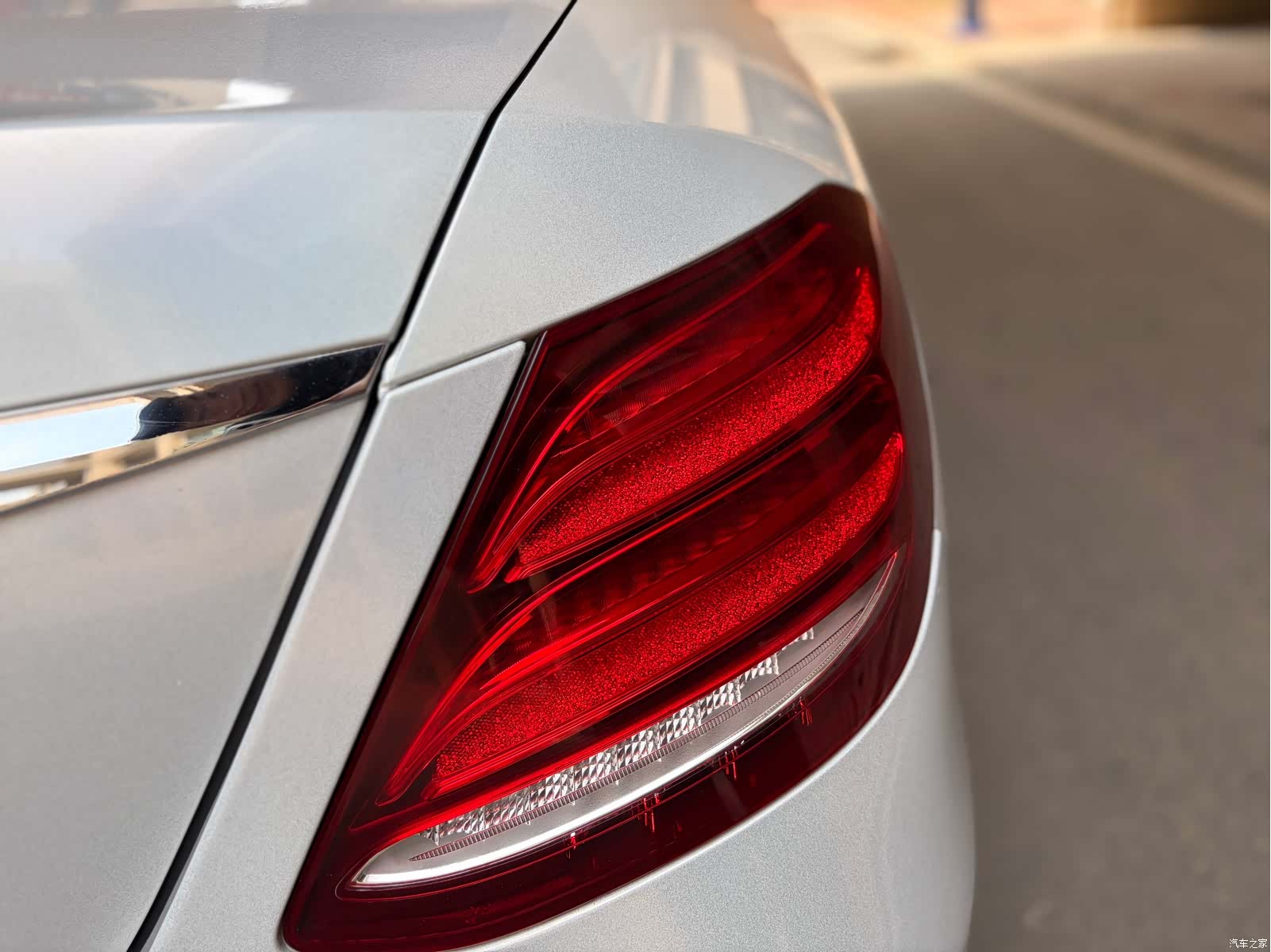 Mercedes-Benz E-Class, 2017 15