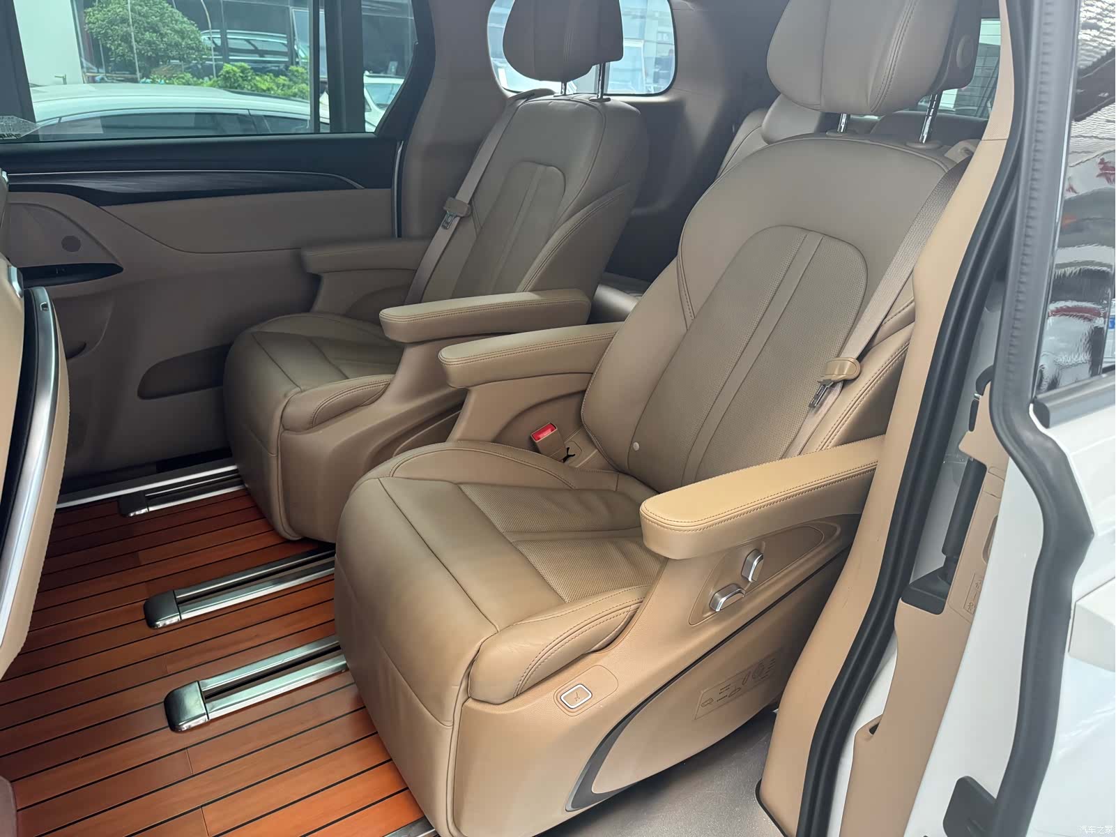 Buick GL8, 2021 7