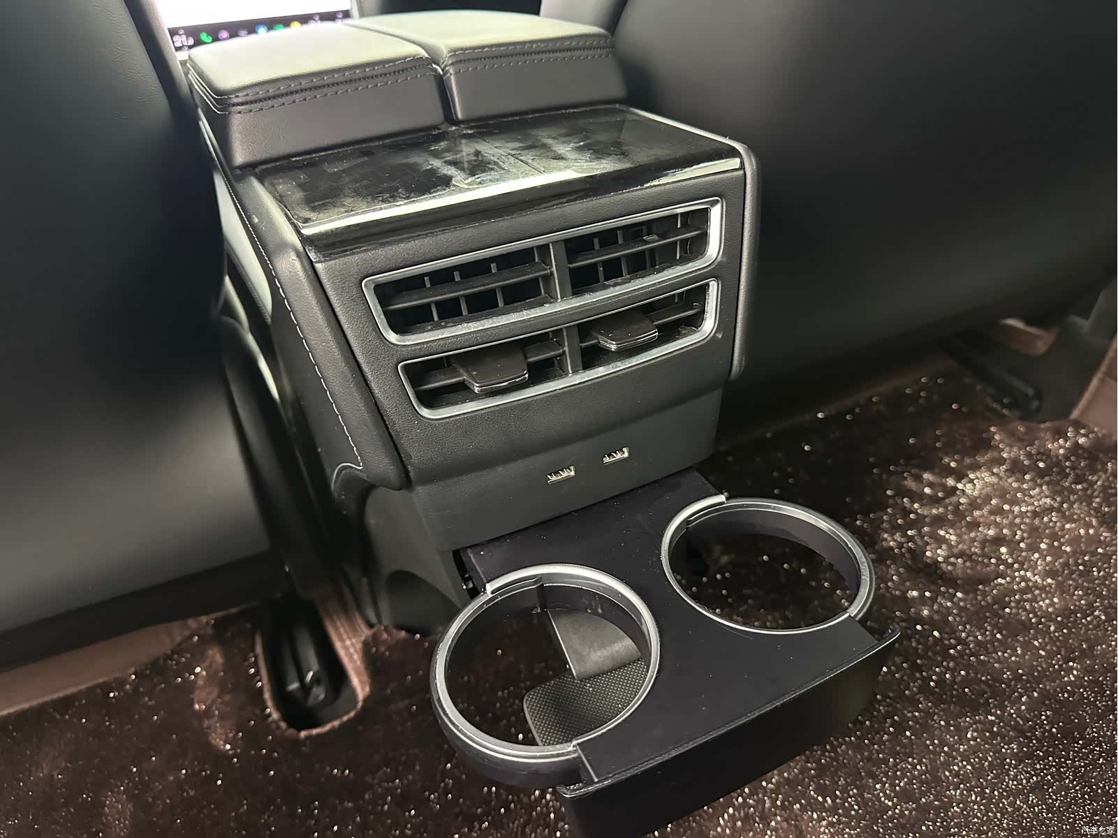 Tesla Model S, 2018 27
