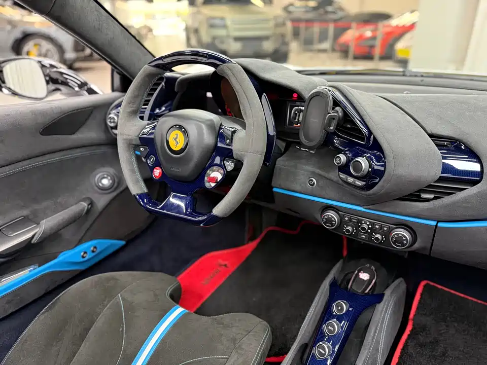 Ferrari 488
