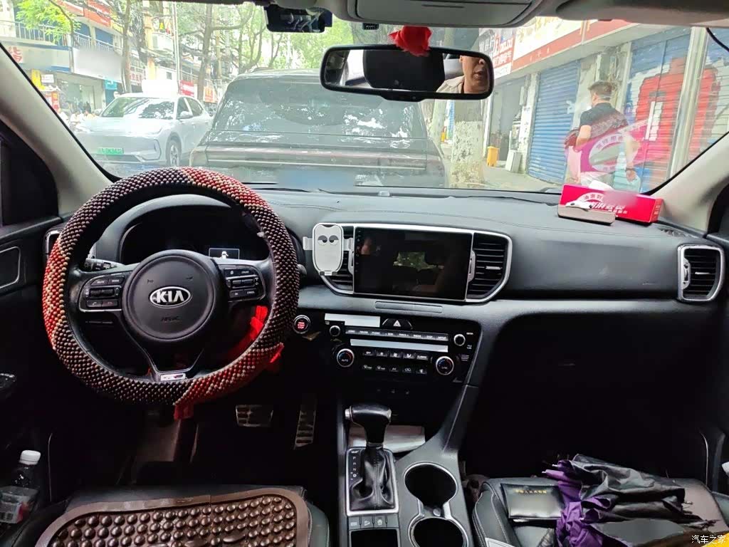 Kia KX5, 2016 6